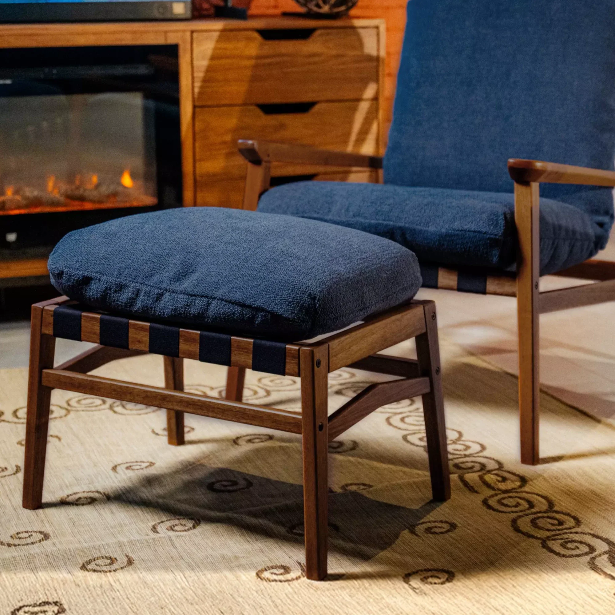 Mid Century Ottoman - Image 5